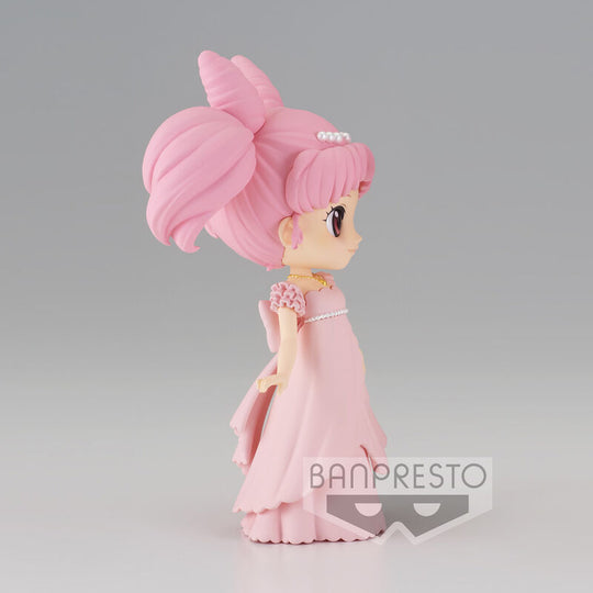 Vue rapprochée du visage de Sailor Moon Serenity avec expression douce et réaliste