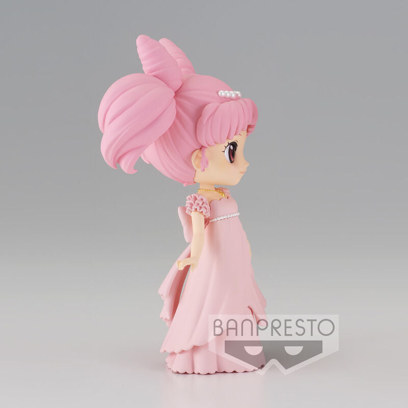 Vue rapprochée du visage de Sailor Moon Serenity avec expression douce et réaliste