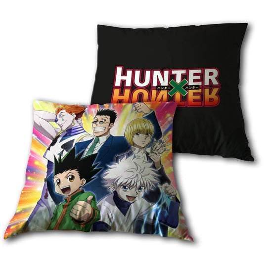 Coussin carré Hunter x Hunter 35x35cm avec design officiel Creageek Multivers sur fond blanc.