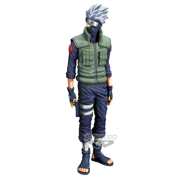 Figurine Kakashi Hatake Grandista Banpresto vue de face avec détails de l'armure et du visage