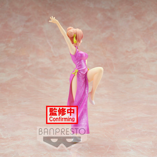 Profil latéral de la figurine Yui Yuigahama montrant les finitions précises et le design soigné BANPRESTO