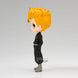 Vue arrière de la figurine Takemichi Hanagaki Q Posket mettant en avant la finition et les textures