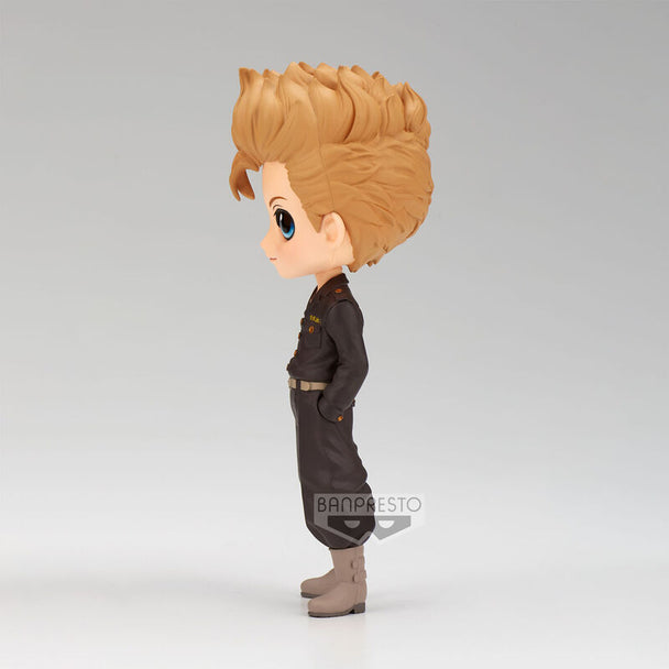 Profil gauche de la figurine Takemichi Hanagaki Tokyo Revengers 14cm par BANPRESTO