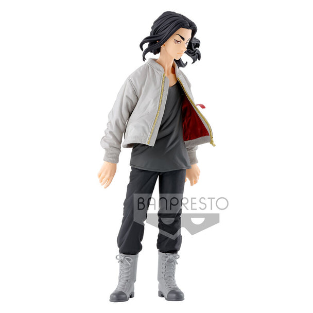 Profil gauche de la figurine Keisuke Baji Tokyo Revengers montrant les couleurs vives et la posture dynamique
