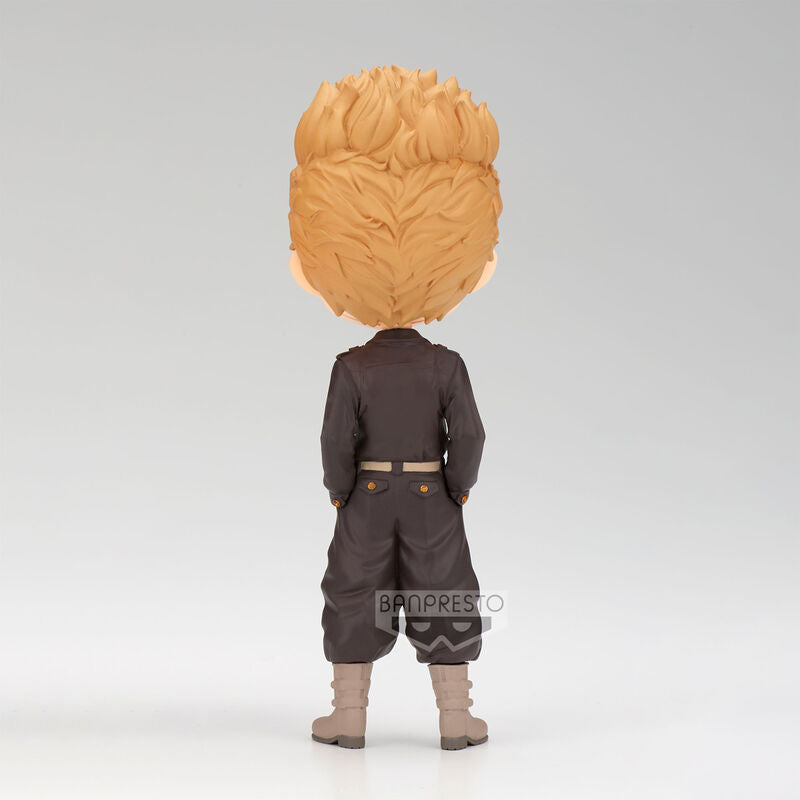 Gros plan sur le visage expressif de Takemichi Hanagaki figurine Tokyo Revengers 14cm