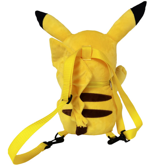 Sac à dos Pokémon Pikachu porté par un enfant lors d'une sortie extérieure
