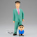 Figurine Crayon Shinchan Nohara Family Photo Vol.1 vue de face avec détails précis de 21 cm