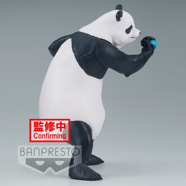 Gros plan sur le visage expressif de la figurine Panda de BANPRESTO, finition soignée