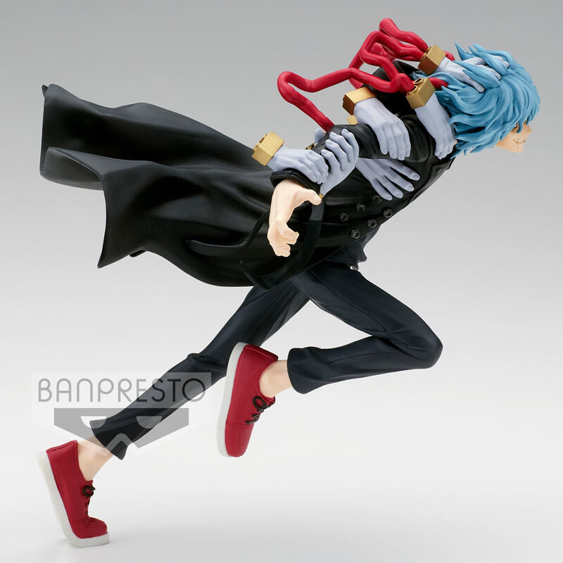 Gros plan sur le visage menaçant de la figurine Tomura Shigaraki My Hero Academia 10cm