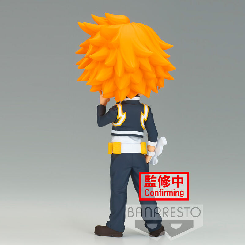 Ensemble complet des 4 images montrant la figurine Denki Kaminar sous différents angles