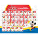 Enfant jouant avec le jeu d'association des lettres majuscules et minuscules Disney Mickey