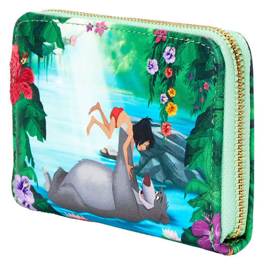 Détail du cuir vegan texturé et des impressions colorées inspirées du film Le Livre de la Jungle sur le portefeuille