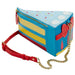 Vue de face du sac épaule Loungefly Disney Blanche-Neige avec design gâteau coloré et détails soignés