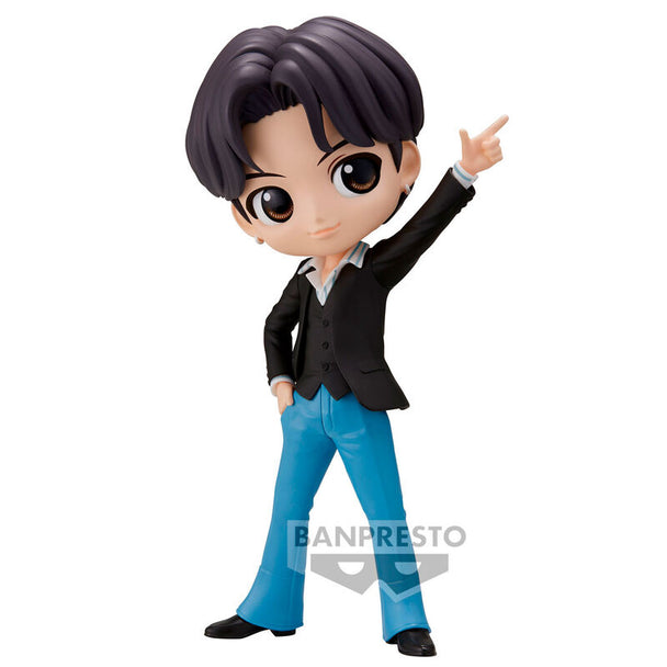 Figurine TinyTAN BTS Suga Dynamite Q Posket en PVC de 14 cm, produit officiel BANPRESTO, vue de face avec détails soignés.