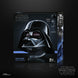 Détail intérieur réaliste du casque Dark Vador montrant la conception fidèle à la série Star Wars