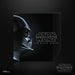Vue latérale du casque Dark Vador mettant en valeur les textures et finitions précises