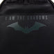 Sac à dos Loungefly DC Comics Batman porté en situation de cosplay urbain