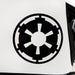 Photo du sac à dos Star Wars porté montrant son design compact et stylé