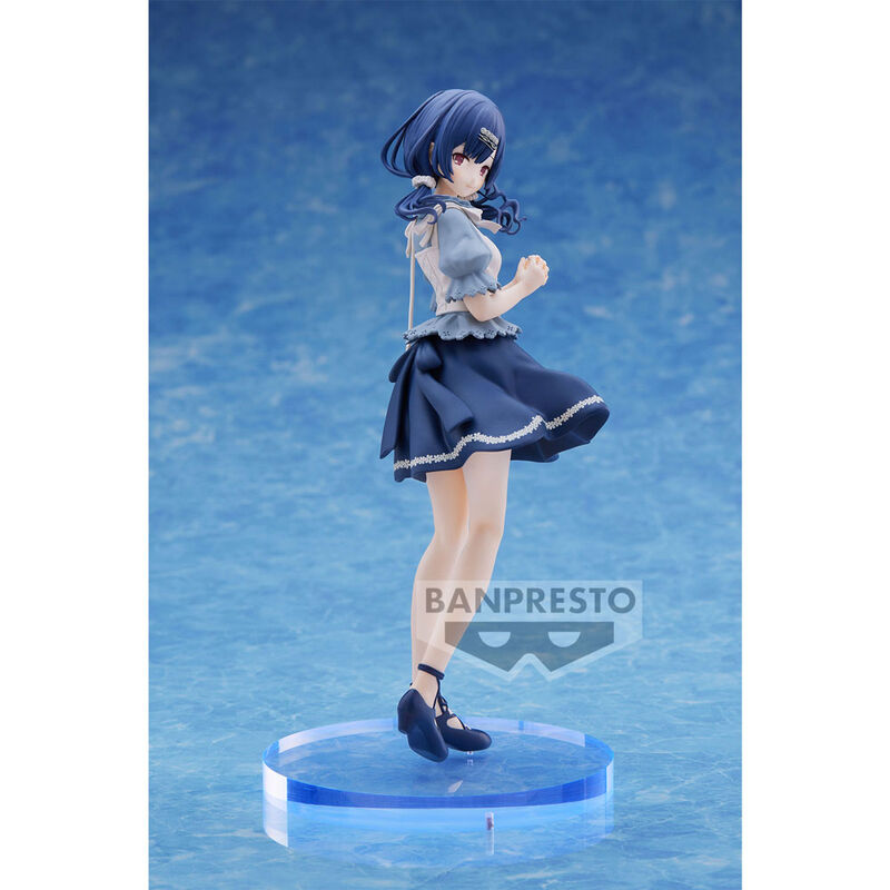 Vue arrière de la figurine Rinze Morino mettant en valeur les détails du costume
