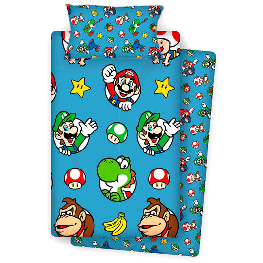 Parure de lit Super Mario Bros déployée sur un lit 90cm avec motifs colorés Nintendo