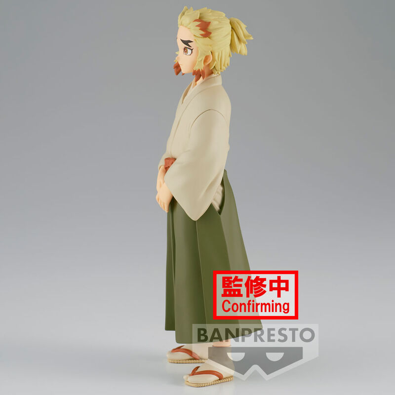 Figurine Senjuro Rengoku Demon Slayer avec tenue traditionnelle et épée visible sur fond blanc
