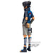 Vue arrière de la figurine Sasuke Uchiha montrant les détails du manteau