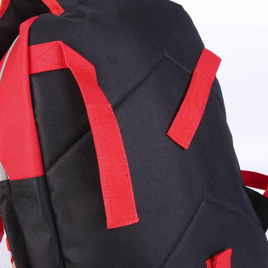 Sac à dos Disney Minnie CERDÁ posé sur une table avec ses cinq images disponibles