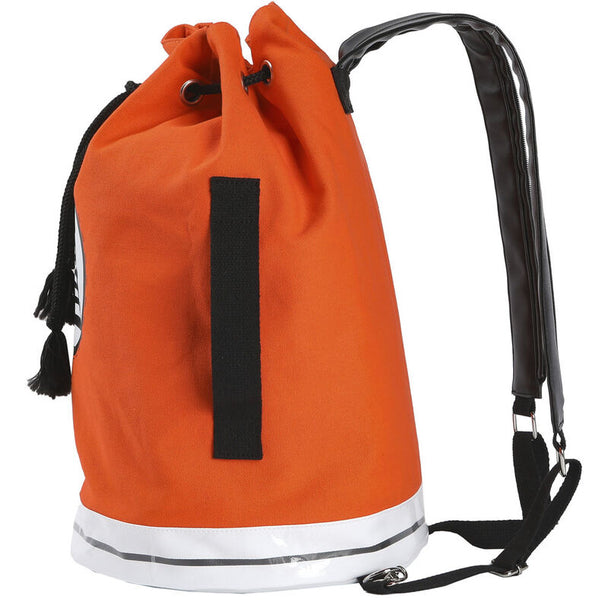 Zoom sur les détails du tissu et des coutures robustes du sac à dos Dragon Ball