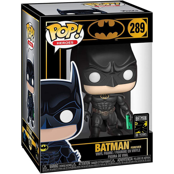 Détail de la figurine Funko POP Batman 1995 avec son design vintage et sa boîte collector