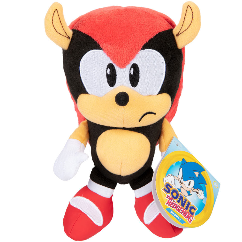 Image détaillée des chaussures rouges et blanches de la peluche Sonic The Hedgehog