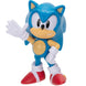 Image de la figurine Sonic The Hedgehog posée sur un socle, mettant en valeur sa taille compacte