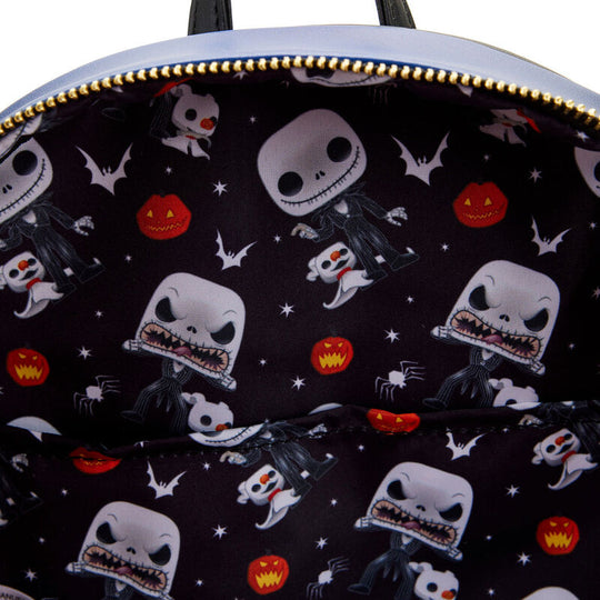 Présentation complète du sac à dos Jack Skellington sur fond blanc mettant en valeur son design unique