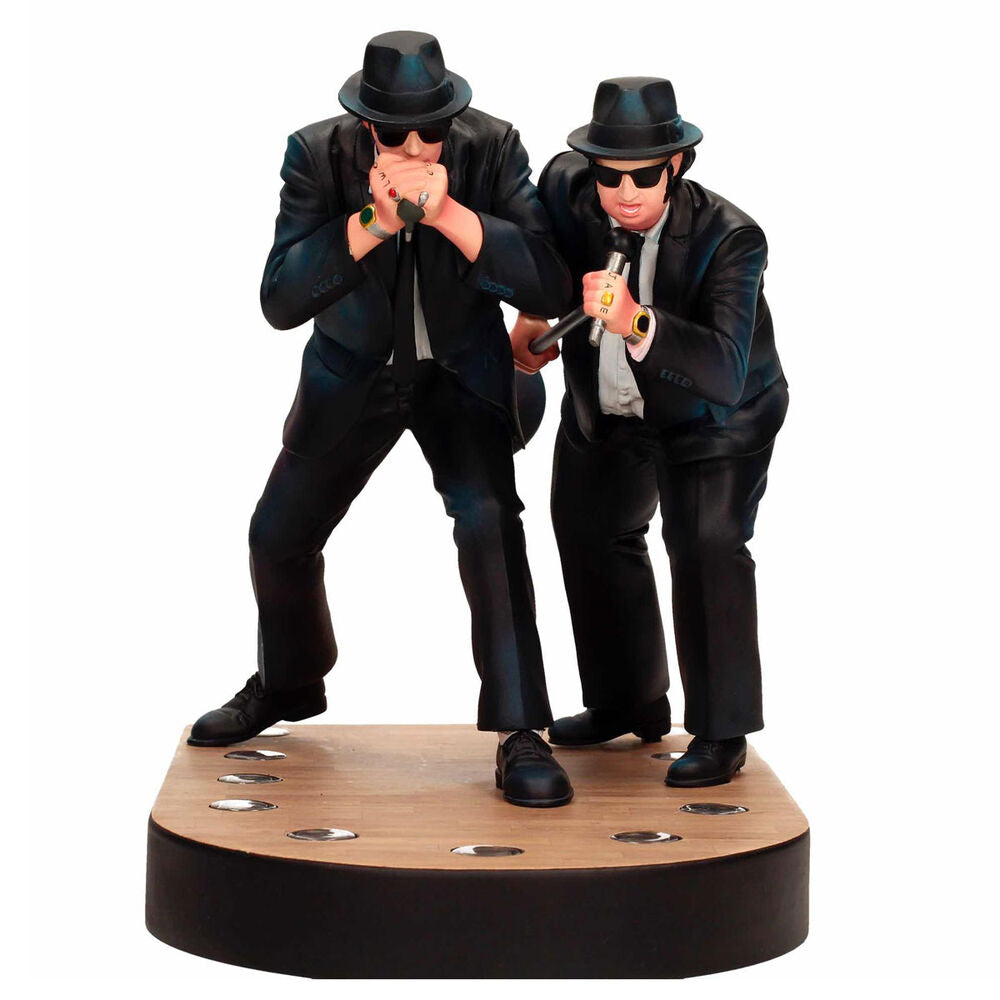 Figurine Elwood des Blues Brothers de 18cm en PVC par SD TOYS, vue de face avec micro