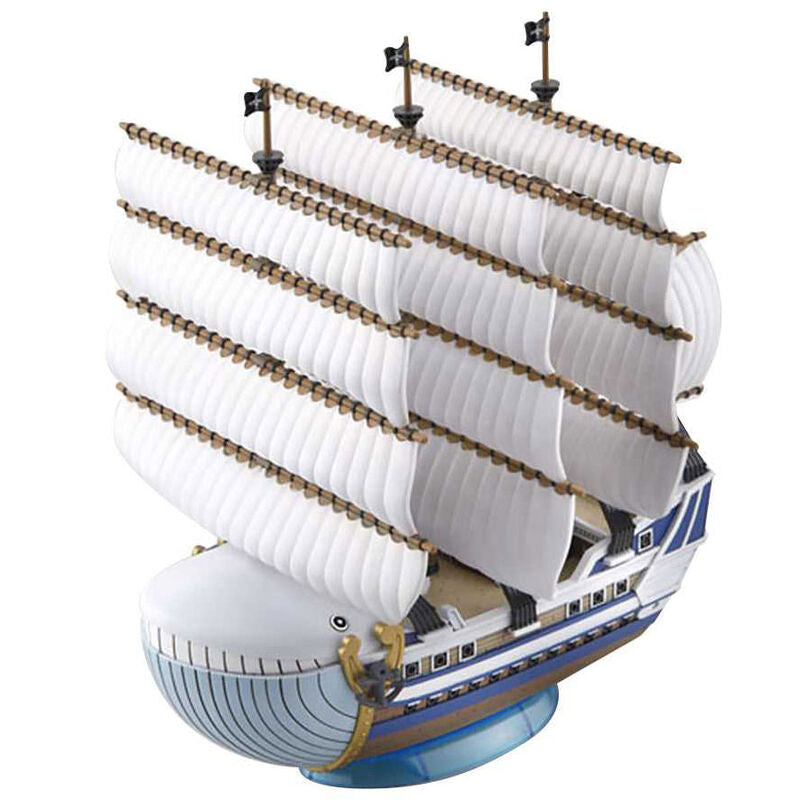 Maquette One Piece Moby Dick 15cm montée vue de face avec détails précis et couleurs vives