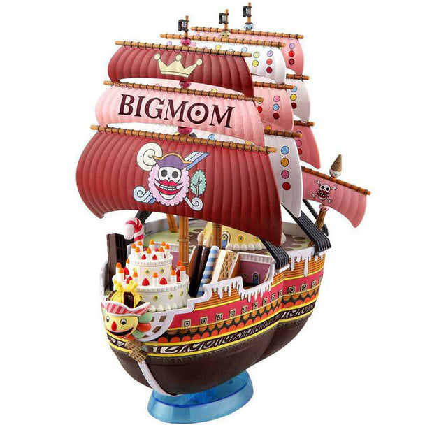 Figurine Queen Mama Chanter One Piece montée, vue de face avec détails précis et couleurs vives