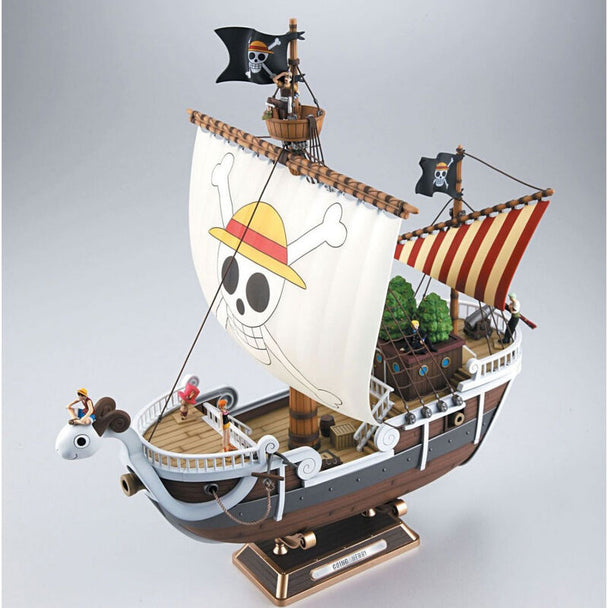 Vue latérale de la maquette Going Merry One Piece BANDAI HOBBY montrant la coque et les voiles