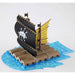 Figurine assemblée de Marshall D Teach posée sur une surface avec éclairage mettant en valeur les détails