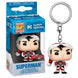 Porte-clés Pocket POP Superman sur fond blanc mettant en valeur son design compact et festif