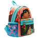Gros plan sur les finitions en métal doré robuste du sac à dos Loungefly Jasmine Disney