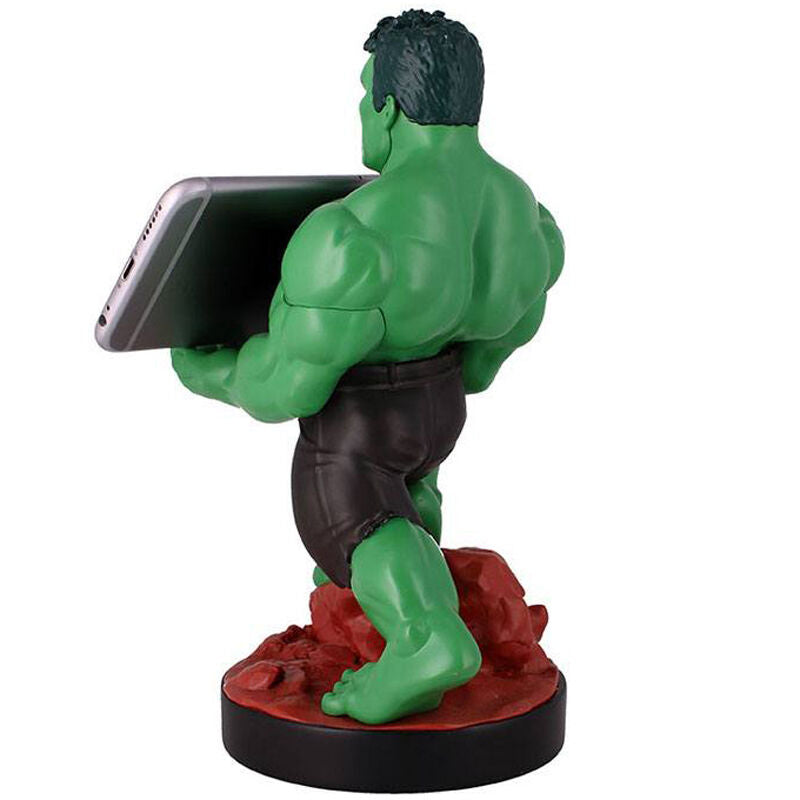 Présentation du support Hulk sur un bureau gaming avec plusieurs accessoires