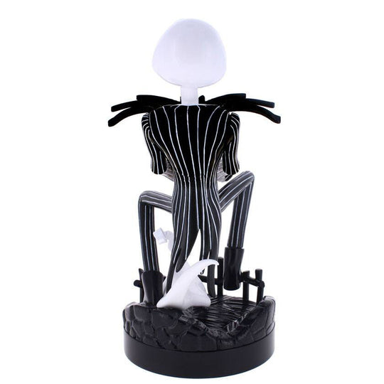 Détail du visage sculpté de la figurine Jack Skellington sur support manette