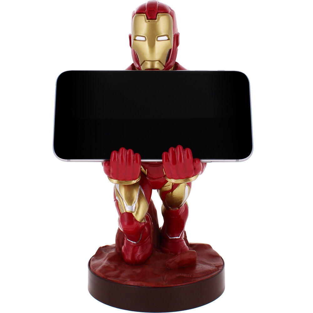 Gros plan sur la tête d'Iron Man du support Cable Guy avec finition détaillée