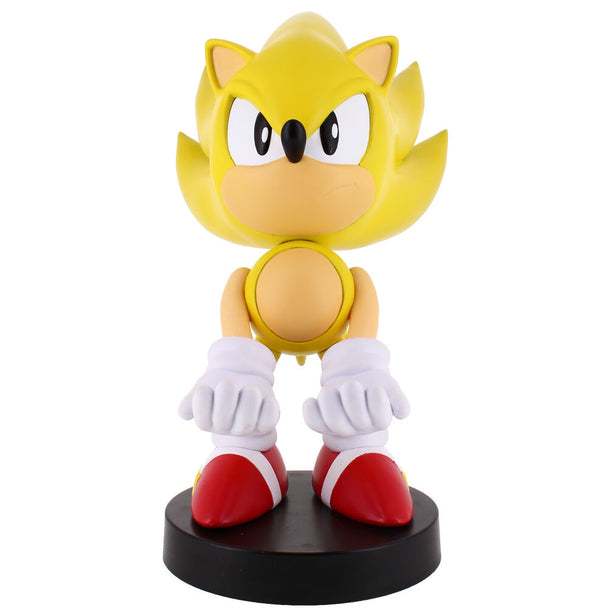 Support Sonic Super Sonic de 21cm tenant une manette PlayStation 5 DualSense en position verticale.
