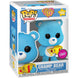 Détail de la figurine Funko POP Champ Bear avec ses couleurs vives et son design soigné