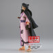 Vue latérale de la figurine Izou The Grandline Men DXF montrant les détails sculptés