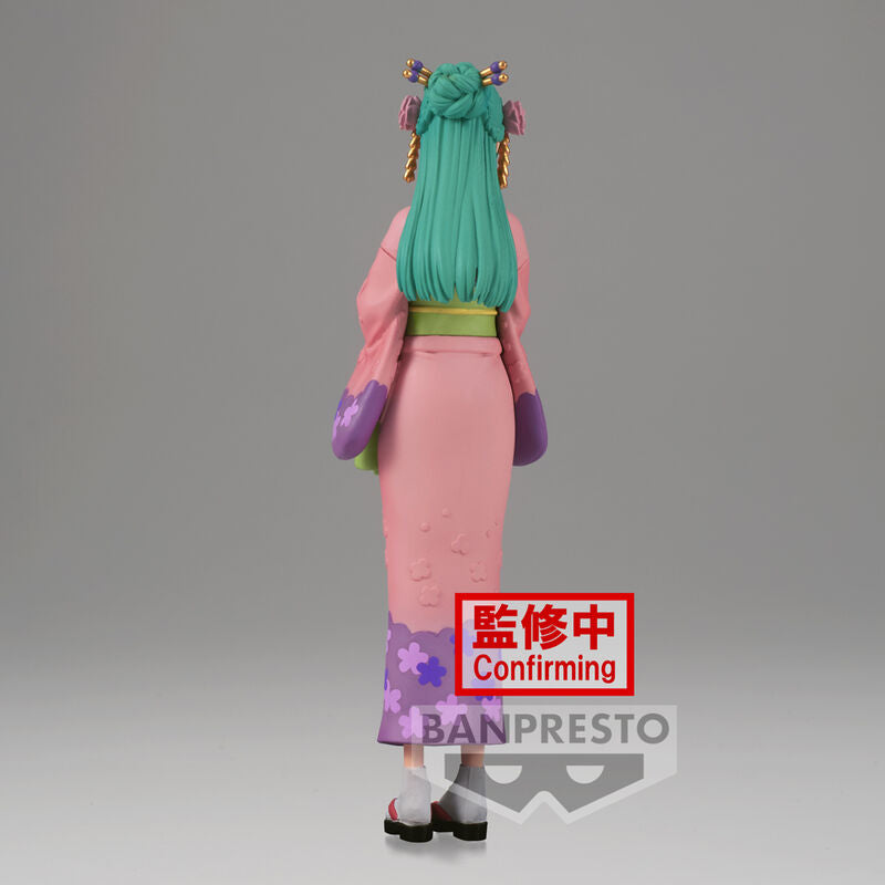 Photo rapprochée des mains et accessoires de la figurine One Piece Kozuki Hiyori