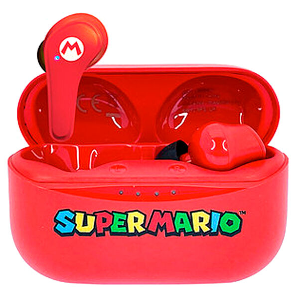 Écouteurs sans fil Nintendo Super Mario rouges posés à côté de leur boîtier de recharge compact.