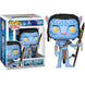 Figurine Funko POP Jake Sully posée sur une surface blanche, mettant en valeur sa taille et finition