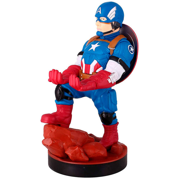 Vue de face du support Captain America avec une manette Xbox Series S/X posée dessus