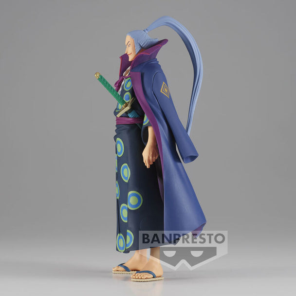 Profil latéral de la figurine Denjiro 17cm BANPRESTO avec finition soignée